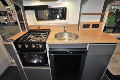 Bailey Discovery D4-4L kitchen
