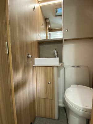 2024 Bailey Phoenix GT75 640 caravan