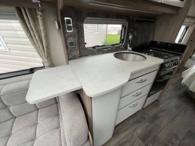 2024 Coachman VIP 675 caravan