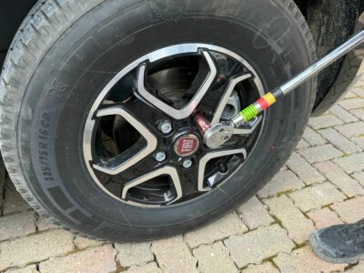 torque of motorhome wheel