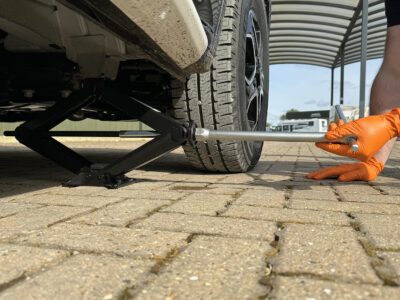 jacking a motorhome