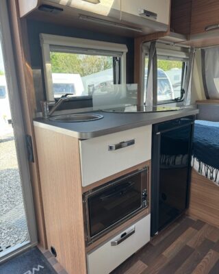 2025 Weinsberg CaraOne 390 QD caravan kitchen