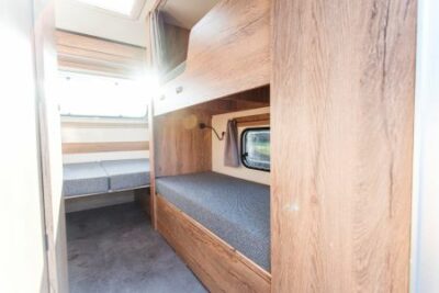 2025 Freedom Wayfarer Quad bunk beds