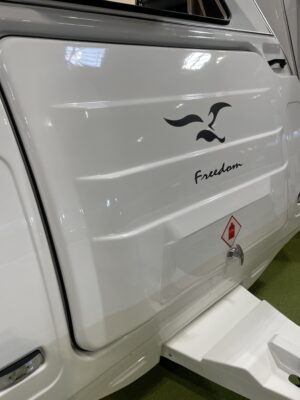 2025 Freedom Wayfarer Quad front locker