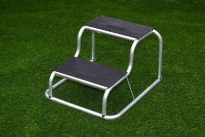 Milenco Aluminium rubber top double step