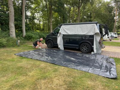 tunnel attached and laying groundsheet_tarp