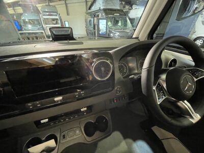 2025 Hymer B-class ModernComfort I 680 BlackLine motorhome cab