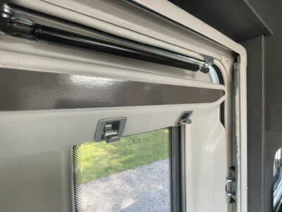 2025 Knaus L!ve TI 650 MEG Platinum Selection habitation door
