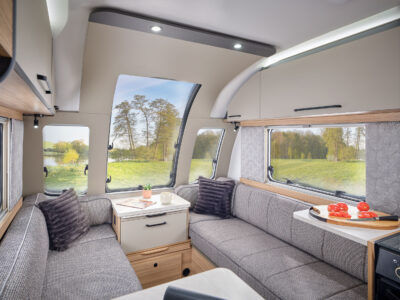 2026 Bailey Phoenix 420 Black edition caravan lounge