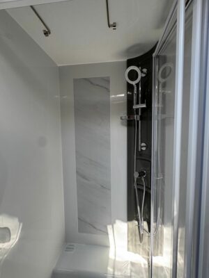 2026 Buccaneer Starliner Barracuda caravan shower