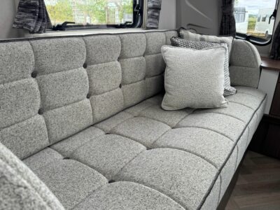 2026 Coachman Laser 480 Xtra lounge