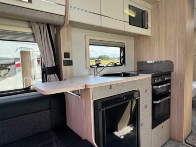 2026 Elddis Avanté Apex 550 caravan kitchen