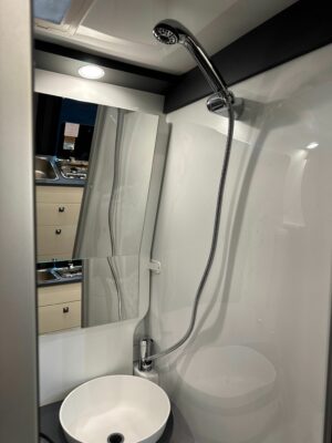 2026 Laika Kosmo Supremo 60 campervan shower