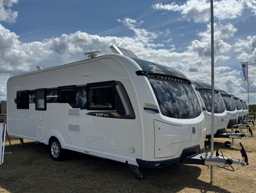 Vip Caravan 2026 Coachman VIP 545 caravan review