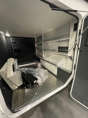 2026 Hymer B-MC I 600 motorhome garage