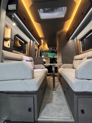 atom 600B campervan